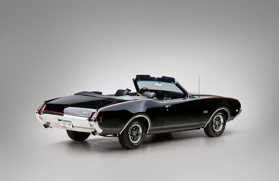  Oldsmobile 442 Convertible 1969 года  (фото 19 из 29)